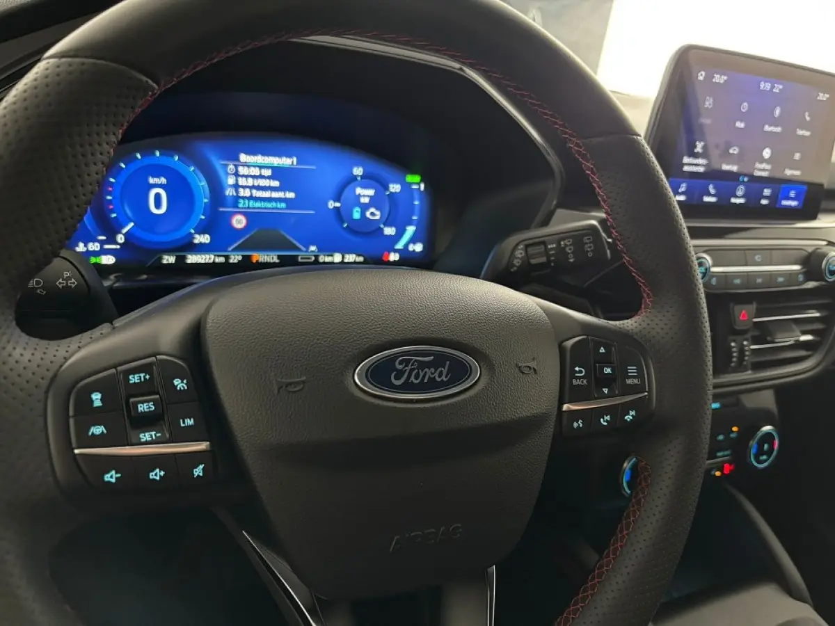 2.5 PHEV ST-Line X | B&O | Half LEDER | NAVI | ECC