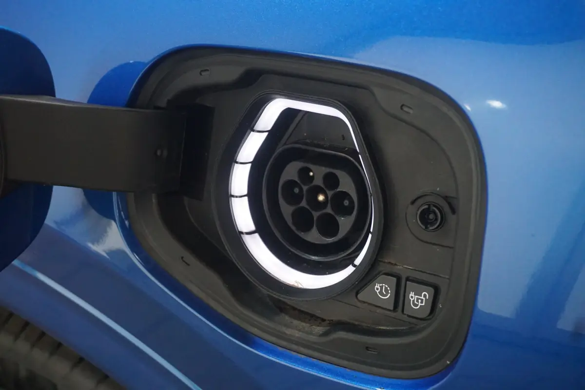 2.5 PHEV ST-Line | Nieuw Model! | 2100kg Trekgewicht | Trekhaak | 19 Inch | Winter Pakket | Dealer Onderhouden |