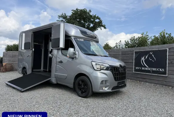| HORSETRUCK | STX | STALLION 3XL | 2024 | HENGST | 34.508KM | MANUAL | L3 | 3-SEAT | 165PK | LUXE | BELGISCH KENTEKEN