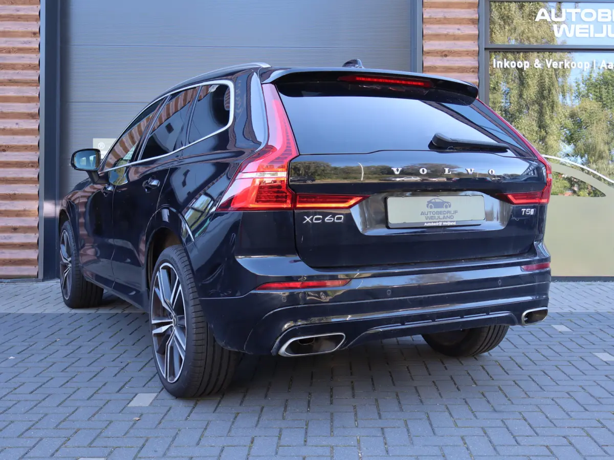 2.0 T5 AWD R-Design NIEUWSTAAT I 2de eig. I R-Design I Winterpakket I Blis I 21" I Leer I Camera I Pano I Carplay I Navi I