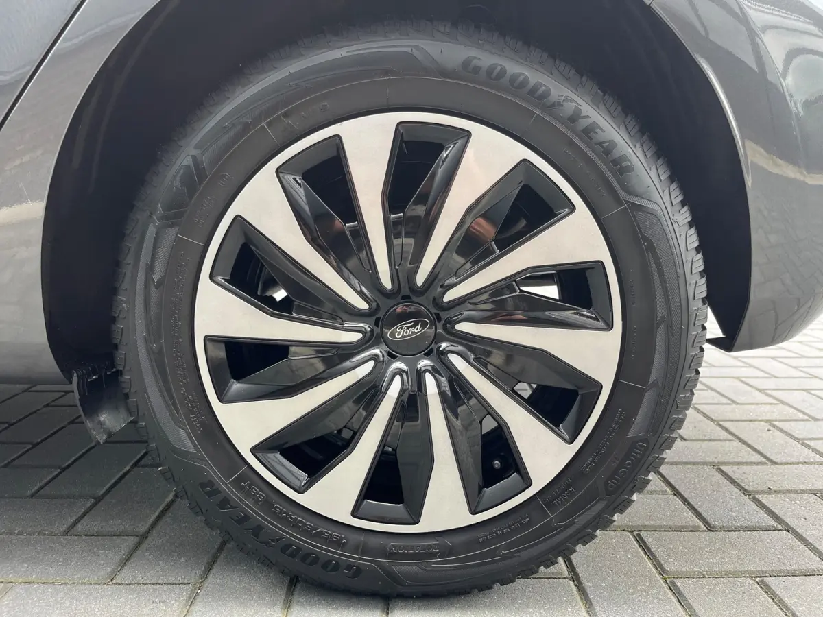 1.0 EcoBoost Hybrid Titanium NL.Auto/Carplay/Climatronic/Full Led/1Ste Eigenaar/Dealer onderhouden