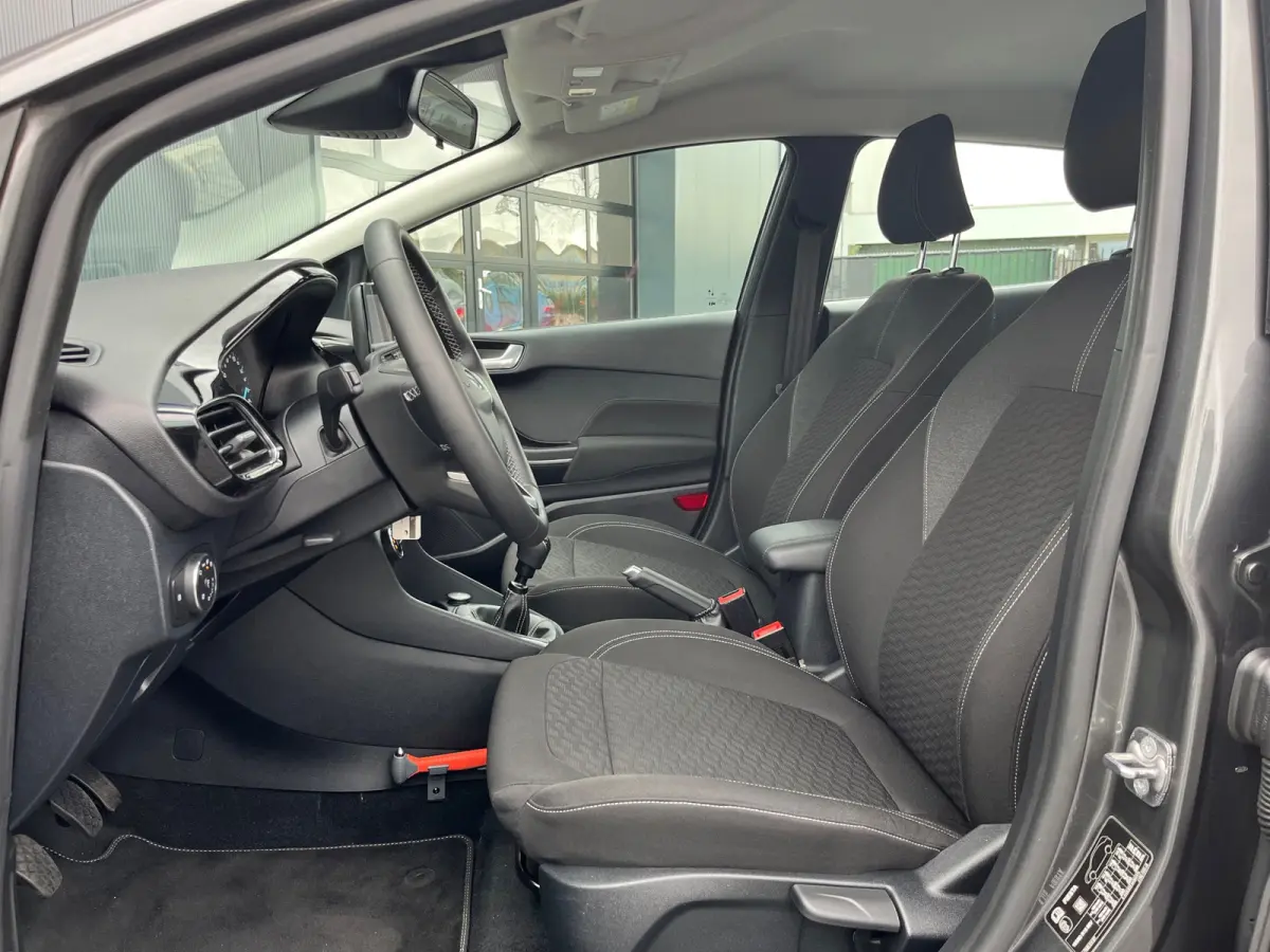 1.0 EcoBoost Hybrid Titanium NL.Auto/Carplay/Climatronic/Full Led/1Ste Eigenaar/Dealer onderhouden