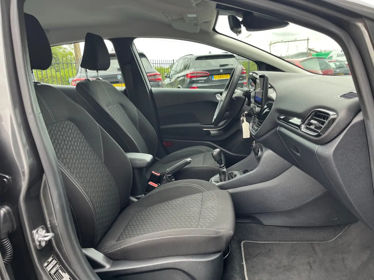 1.0 EcoBoost Hybrid Titanium NL.Auto/Carplay/Climatronic/Full Led/1Ste Eigenaar/Dealer onderhouden