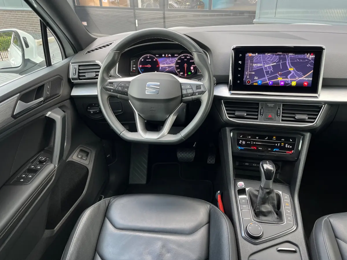1.4 TSI e-Hybrid PHEV Xperience Business Intense NL.Auto/SOH96%/Trekhaak/Leder/Full Led/Elc.Klep/1Ste Eigenaar