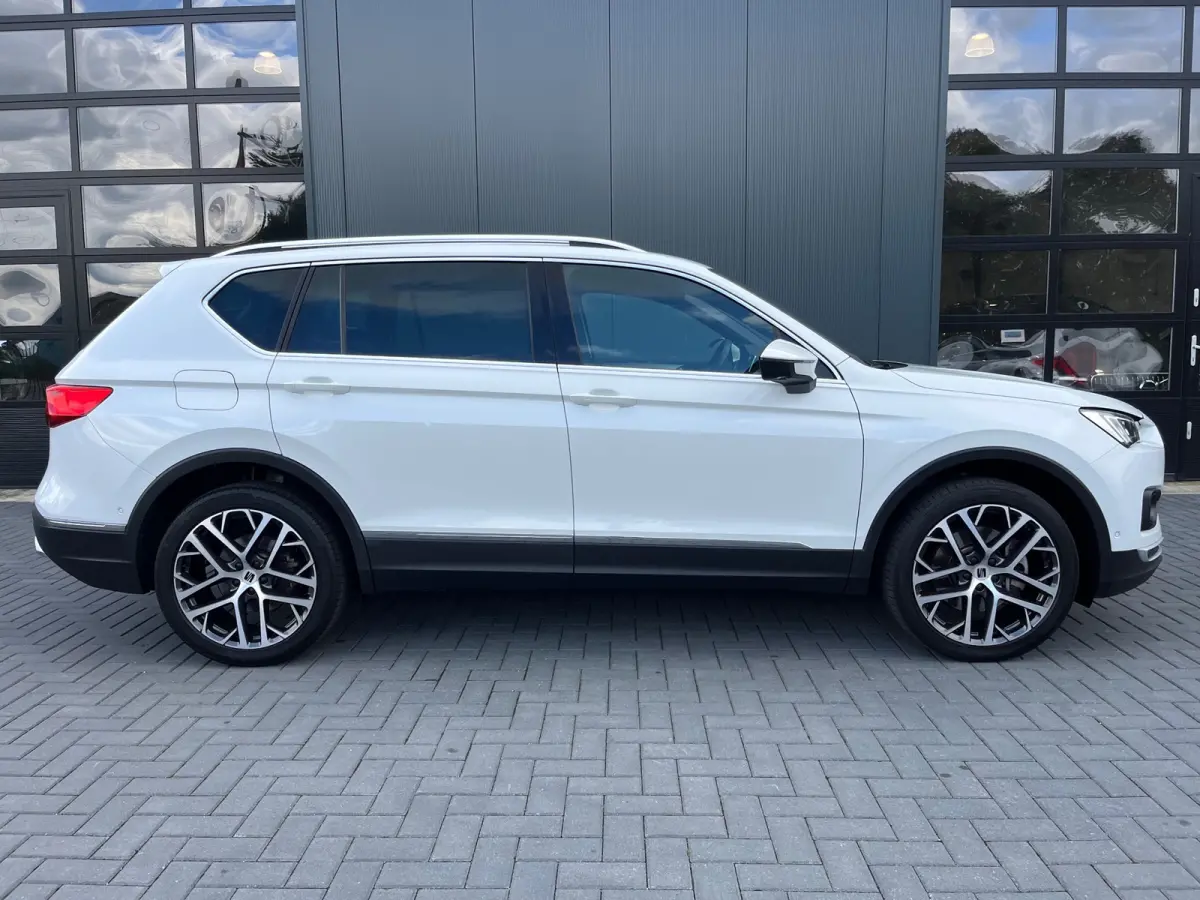 1.4 TSI e-Hybrid PHEV Xperience Business Intense NL.Auto/SOH96%/Trekhaak/Leder/Full Led/Elc.Klep/1Ste Eigenaar