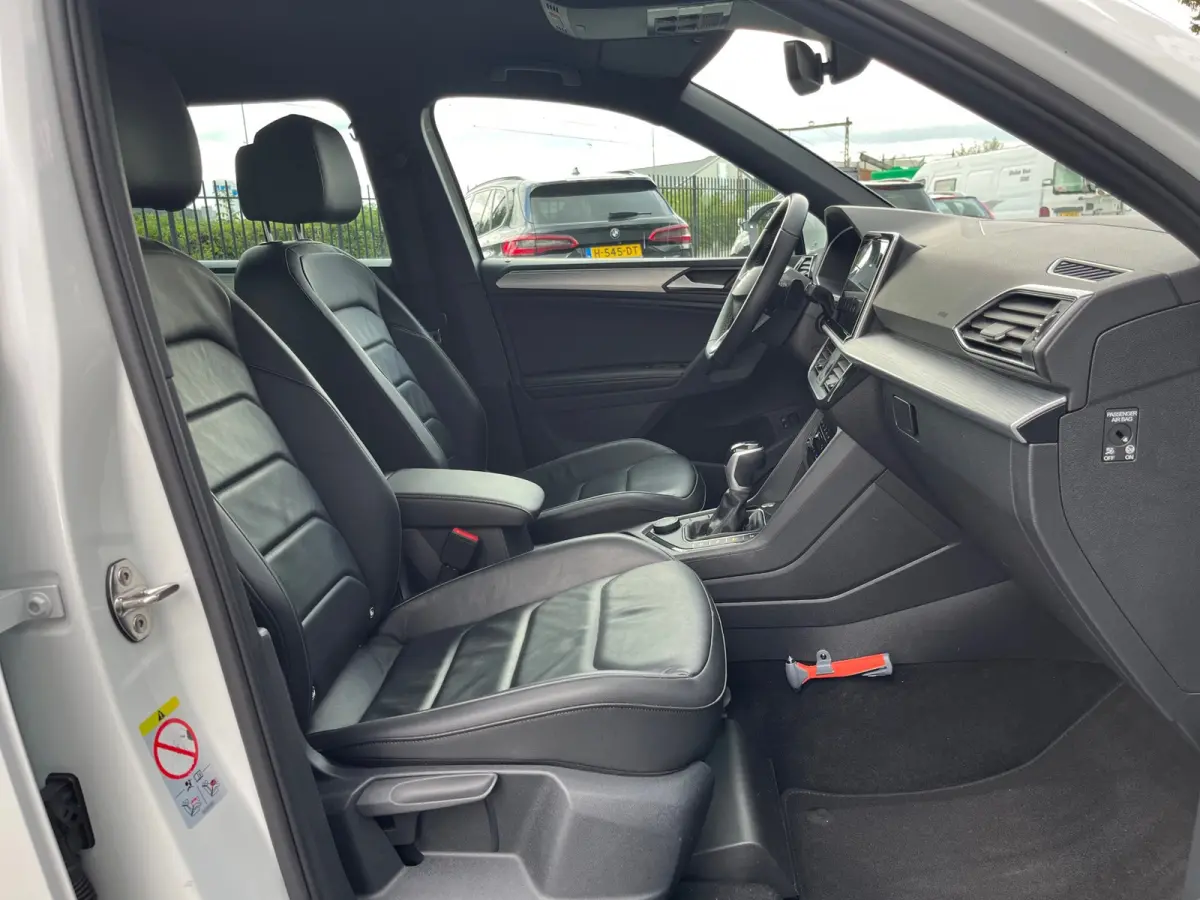 1.4 TSI e-Hybrid PHEV Xperience Business Intense NL.Auto/SOH96%/Trekhaak/Leder/Full Led/Elc.Klep/1Ste Eigenaar