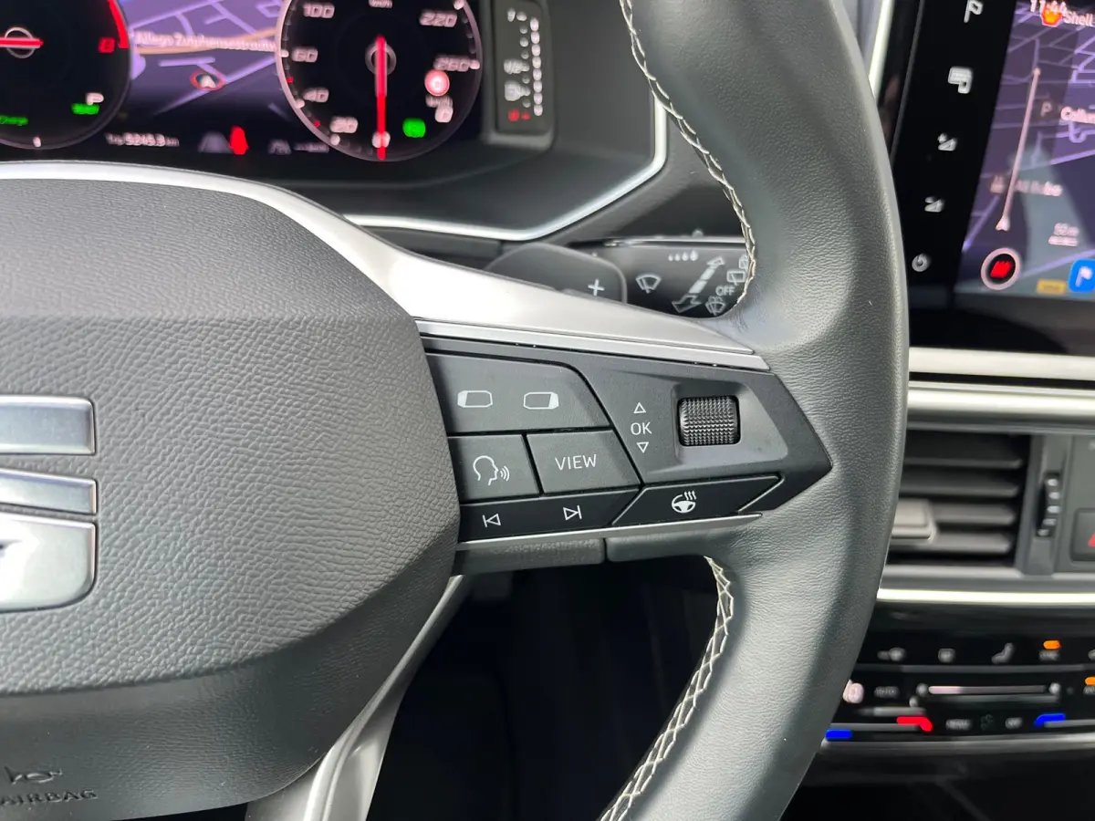 1.4 TSI e-Hybrid PHEV Xperience Business Intense NL.Auto/SOH96%/Trekhaak/Leder/Full Led/Elc.Klep/1Ste Eigenaar