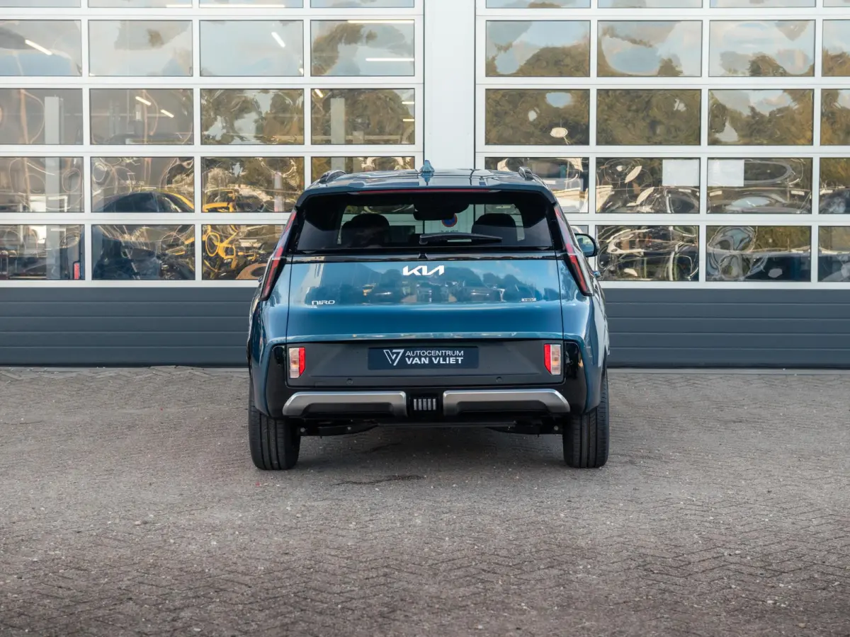 1.6 GDi Hybrid DynamicLine | Actieprijs* | Snel leverbaar | Nieuw model | Navi. | Clima. | Adapt. Crusie. | Dodehoekassistentie | Panodak | Stoel&Stuur Verwarming | Parkeersensoren