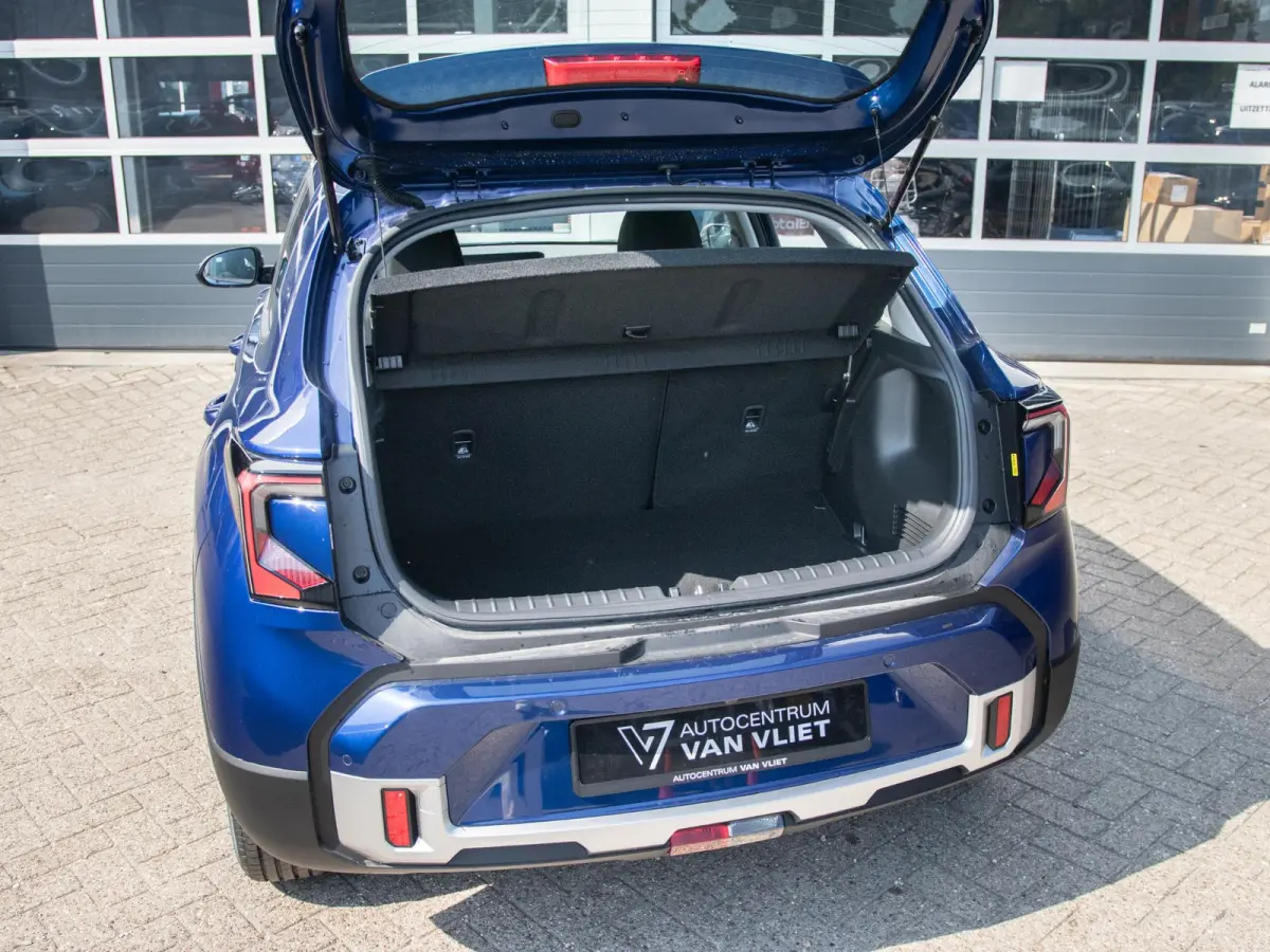 1.0 T-GDi MHEV DynamicLine | Actieprijs* | Navi. | Clima. | Parkeersensoren | Airco | Dakrails | Stoel&Stuur Verwarming