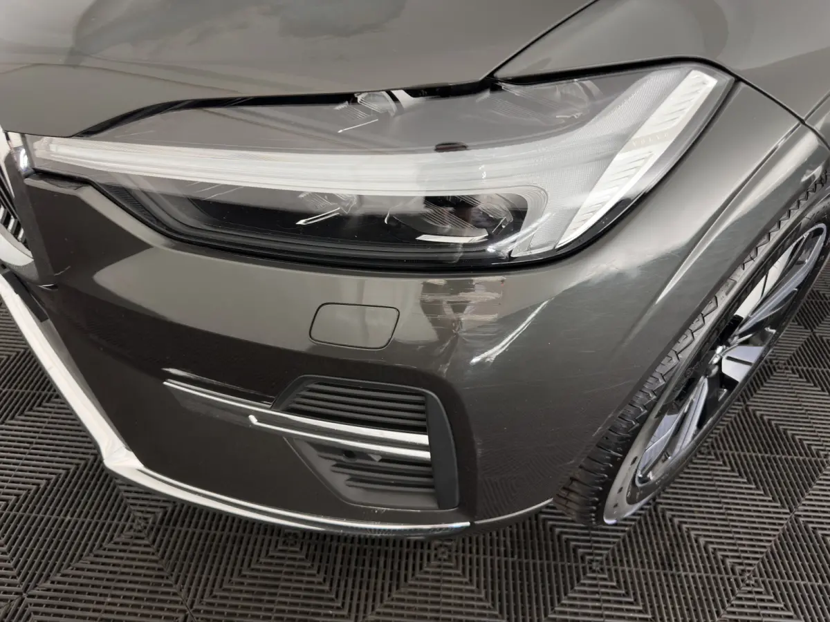 2.0 T8 AWD Inscription (Plug-In) *PANO | LEATHER | FULL-LED | MEMORY-PACK | HARMAN/KARDON-AUDIO | CAMERA | HEATED-CONTOURSEATS | DIGI-COCKPIT | NAVI-FULLMAP | PRIVACYGLASS | ECC | PDC | CRUI