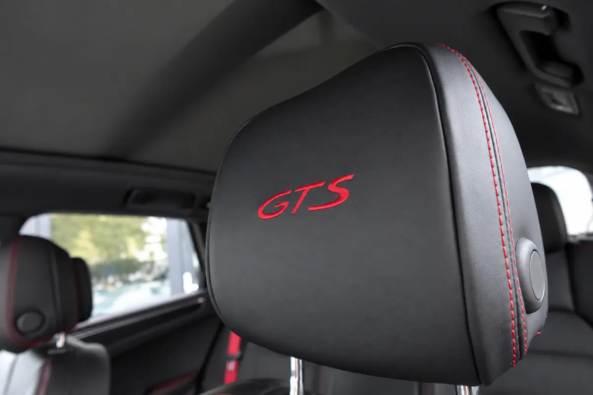 2.9 GTS PANO SPORT CHRONO BOSE