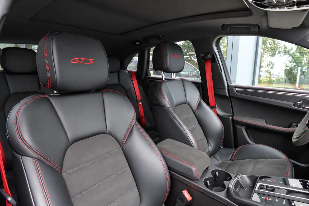 2.9 GTS PANO SPORT CHRONO BOSE
