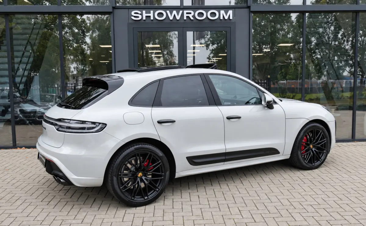 2.9 GTS PANO SPORT CHRONO BOSE