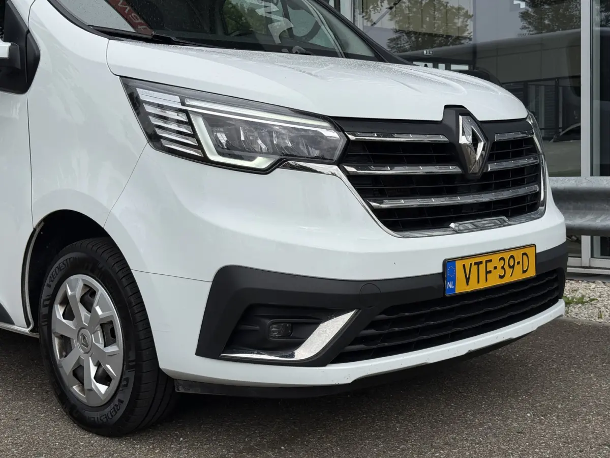 2.0 dCi 130 T30 L2H1 Work Edition | NL-auto | 1e Eig | LED | Navi | PDC | Cruisec.