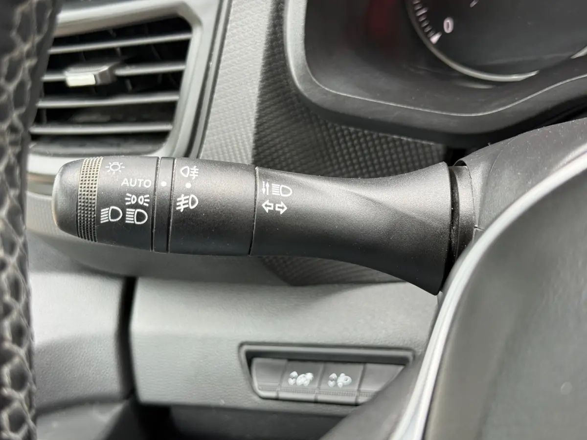 2.0 dCi 130 T30 L2H1 Work Edition | NL-auto | 1e Eig | LED | Navi | PDC | Cruisec.
