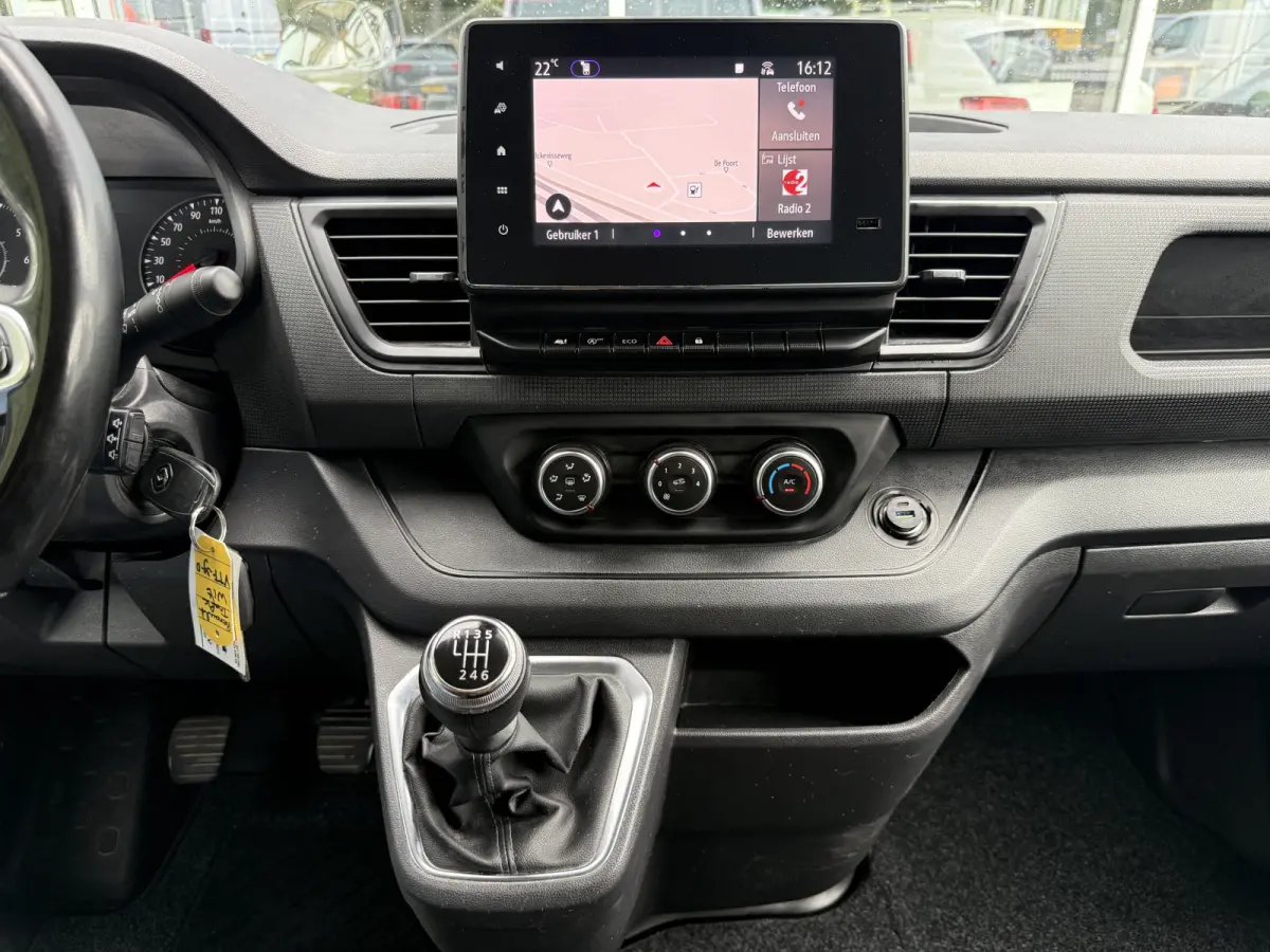 2.0 dCi 130 T30 L2H1 Work Edition | NL-auto | 1e Eig | LED | Navi | PDC | Cruisec.