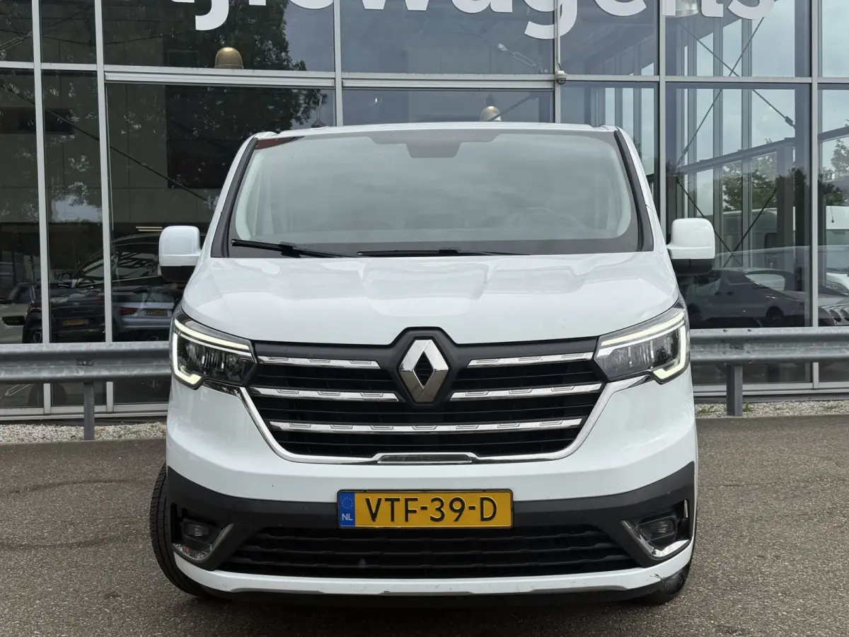 2.0 dCi 130 T30 L2H1 Work Edition | NL-auto | 1e Eig | LED | Navi | PDC | Cruisec.
