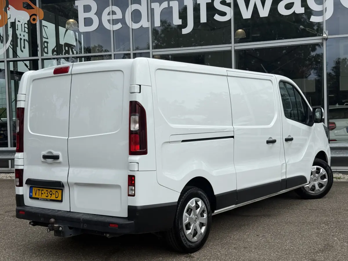 2.0 dCi 130 T30 L2H1 Work Edition | NL-auto | 1e Eig | LED | Navi | PDC | Cruisec.
