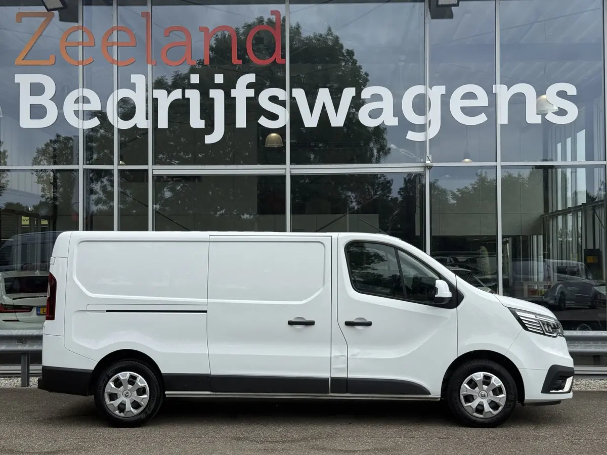 2.0 dCi 130 T30 L2H1 Work Edition | NL-auto | 1e Eig | LED | Navi | PDC | Cruisec.