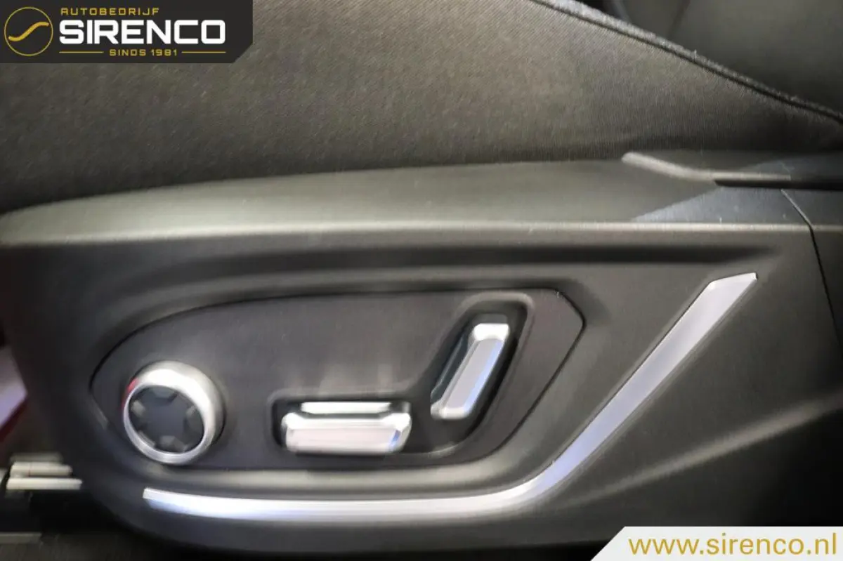 1.5 | panoramadak | stoelverwarming |Android auto & Apple carplay |dab | adaptive cruise control | sfeerverlichting |