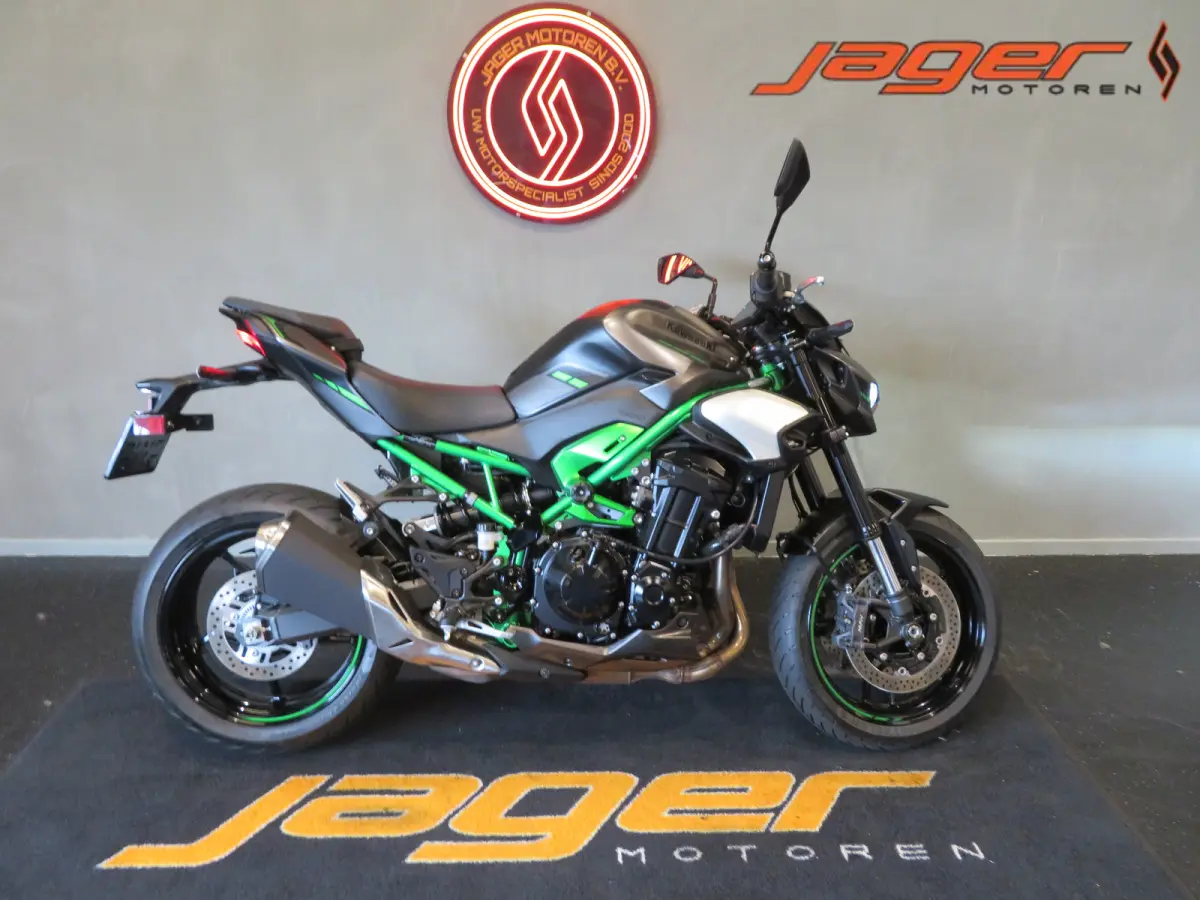 Kawasaki Z 900 Abs Z900 2025 Benzine Onbekend leasen