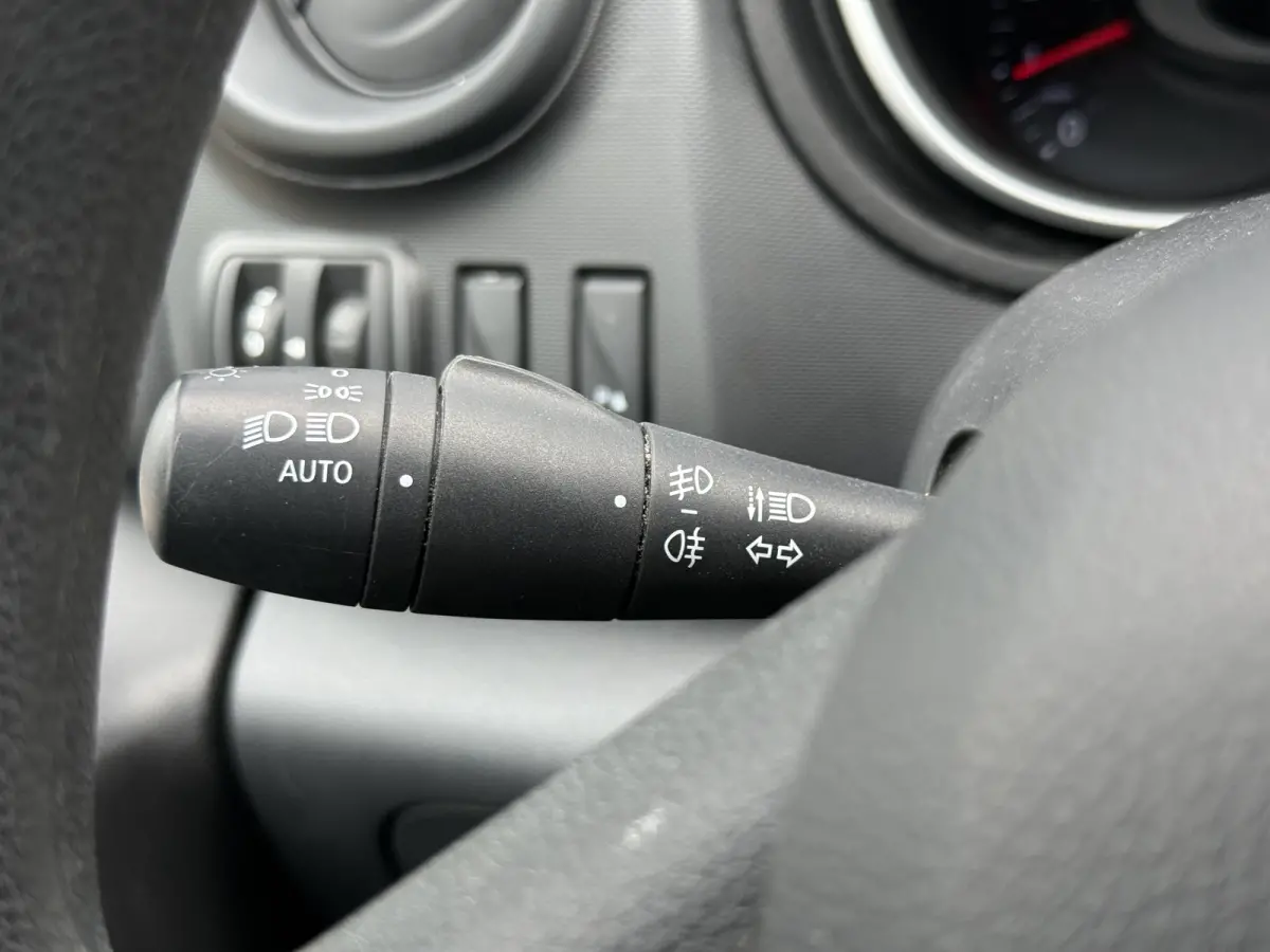 2.0 dCi 120 T29 L2H1 Work Edition | NL-auto | 1e Eig | LED | Navi | PDC | Cruisec.