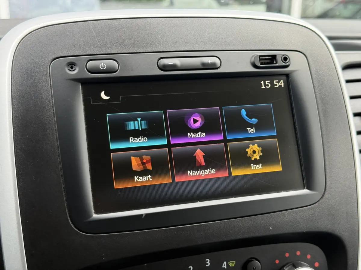 2.0 dCi 120 T29 L2H1 Work Edition | NL-auto | 1e Eig | LED | Navi | PDC | Cruisec.