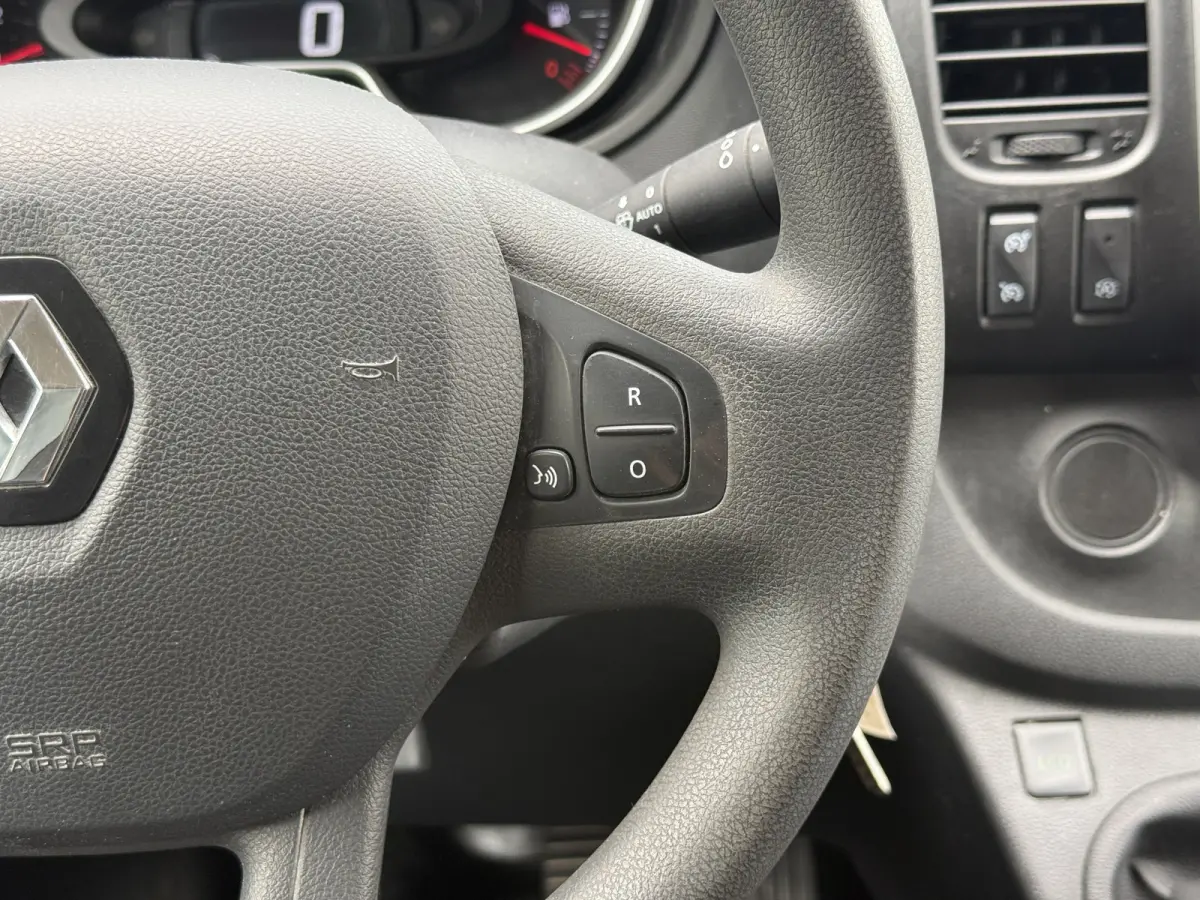 2.0 dCi 120 T29 L2H1 Work Edition | NL-auto | 1e Eig | LED | Navi | PDC | Cruisec.