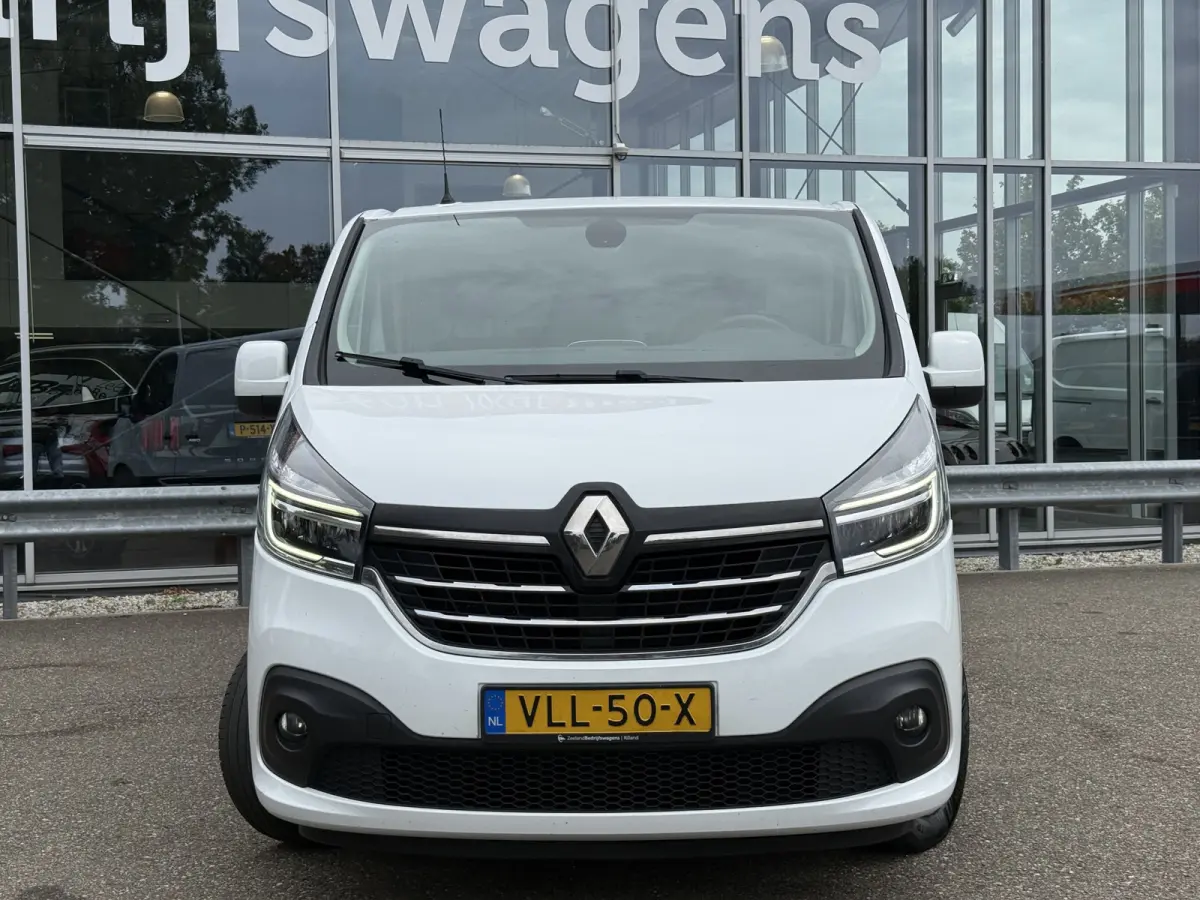 2.0 dCi 120 T29 L2H1 Work Edition | NL-auto | 1e Eig | LED | Navi | PDC | Cruisec.