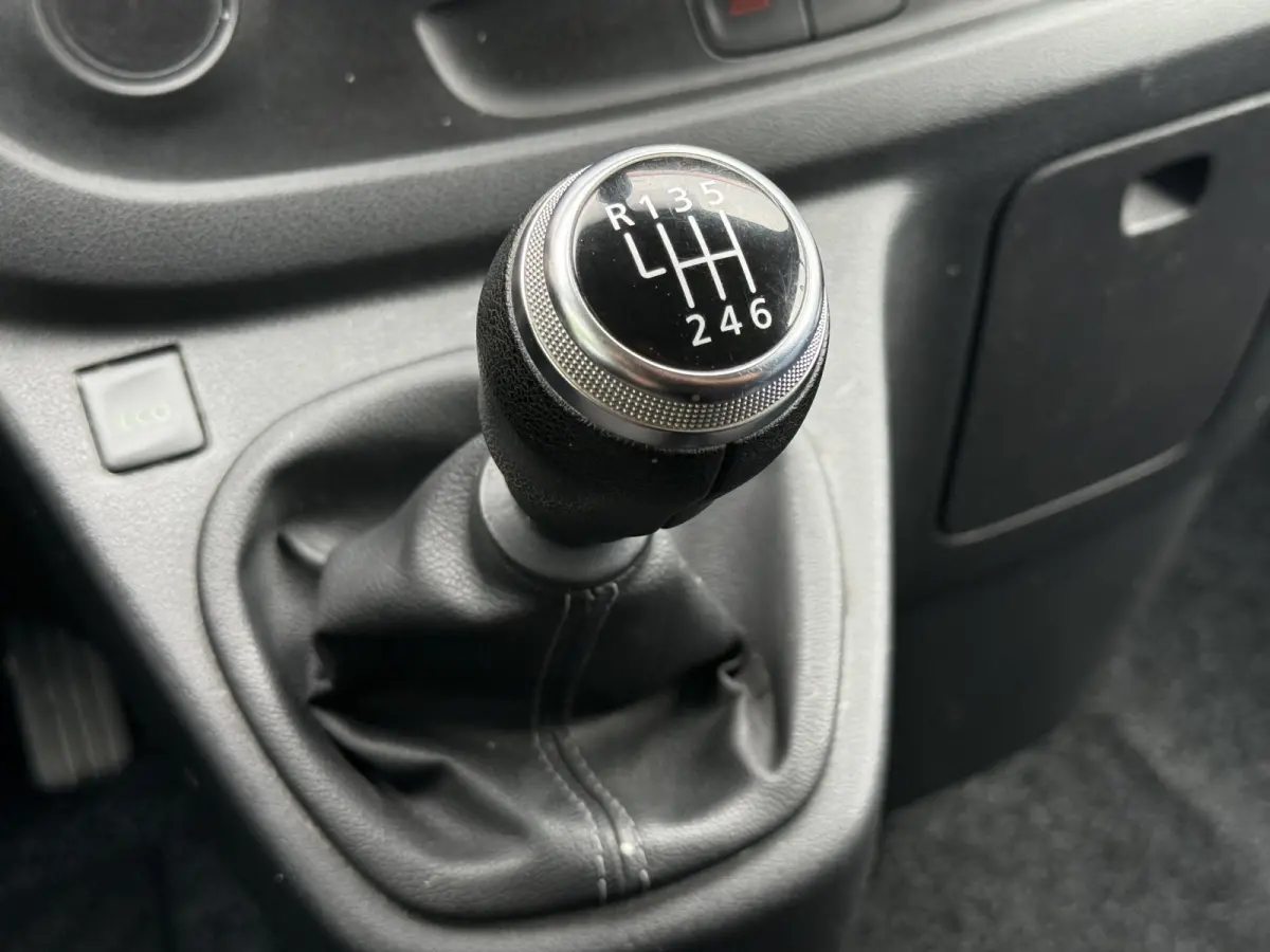 2.0 dCi 120 T29 L2H1 Work Edition | NL-auto | 1e Eig | LED | Navi | PDC | Cruisec.