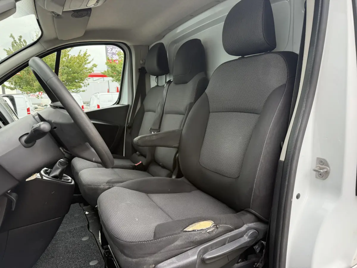2.0 dCi 120 T29 L2H1 Work Edition | NL-auto | 1e Eig | LED | Navi | PDC | Cruisec.
