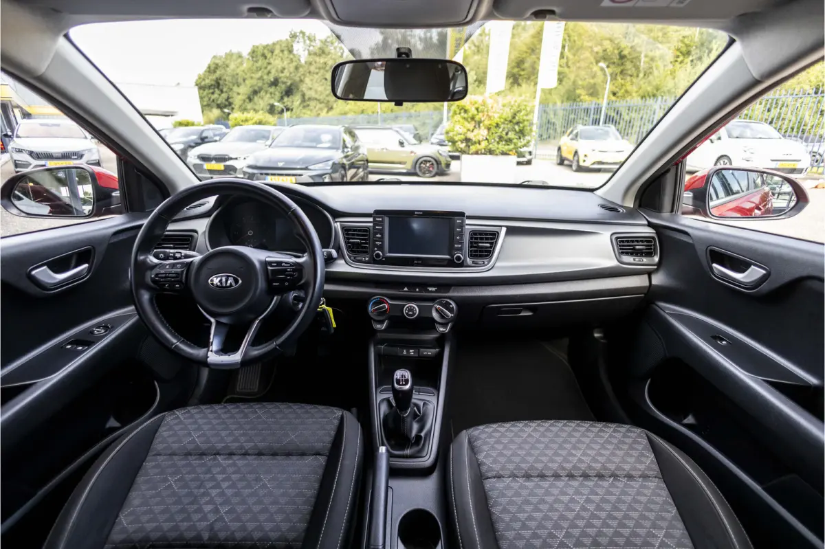 1.0 TGDI ComfortPlusLine Navigator | Navigatie | Camera | Zeer nette Auto |
