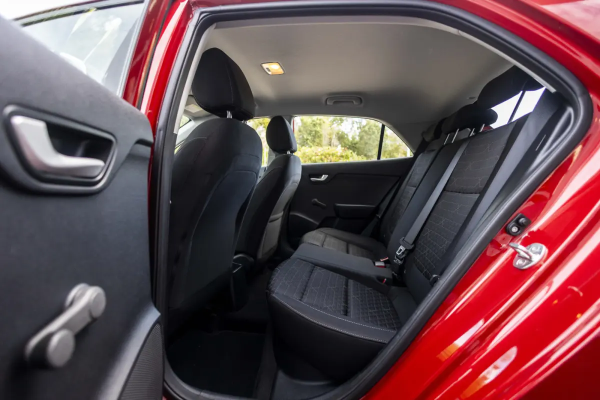 1.0 TGDI ComfortPlusLine Navigator | Navigatie | Camera | Zeer nette Auto |