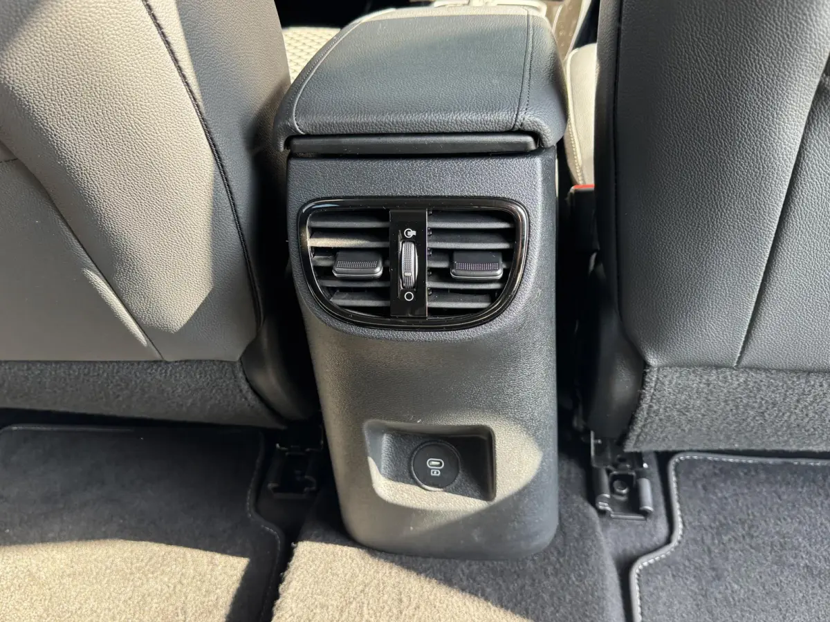 1.5 T-GDI DYNAMICPLUSLINE I AUTOMAAT I ADAPTIVE CRUISE CONTROL I APPLE CARPLAY I CLIMATE CONTROL