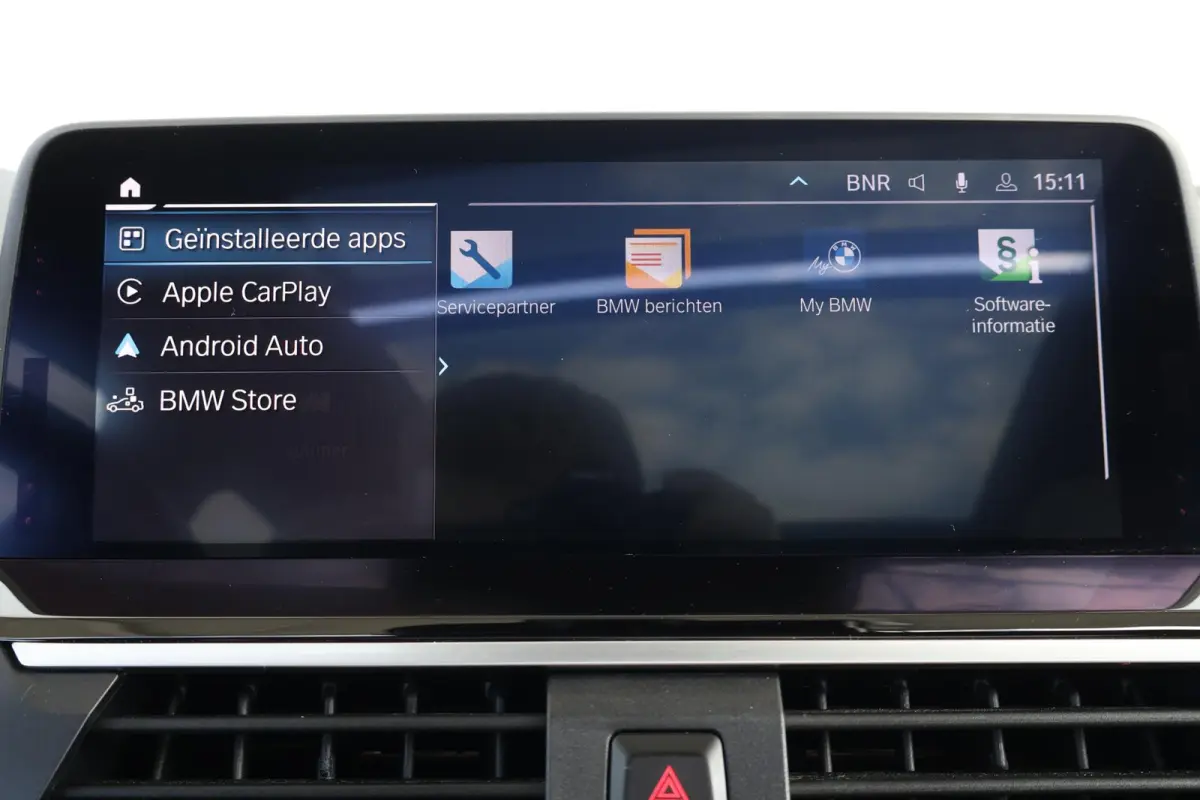 xDrive30e High Executive | Panorama Dak | Stuur & Stoelverwarming Voor en Achter | Parking Assistant Plus | Driving Assistant Plus | Harman Kardon | Elektr. Stoelen |