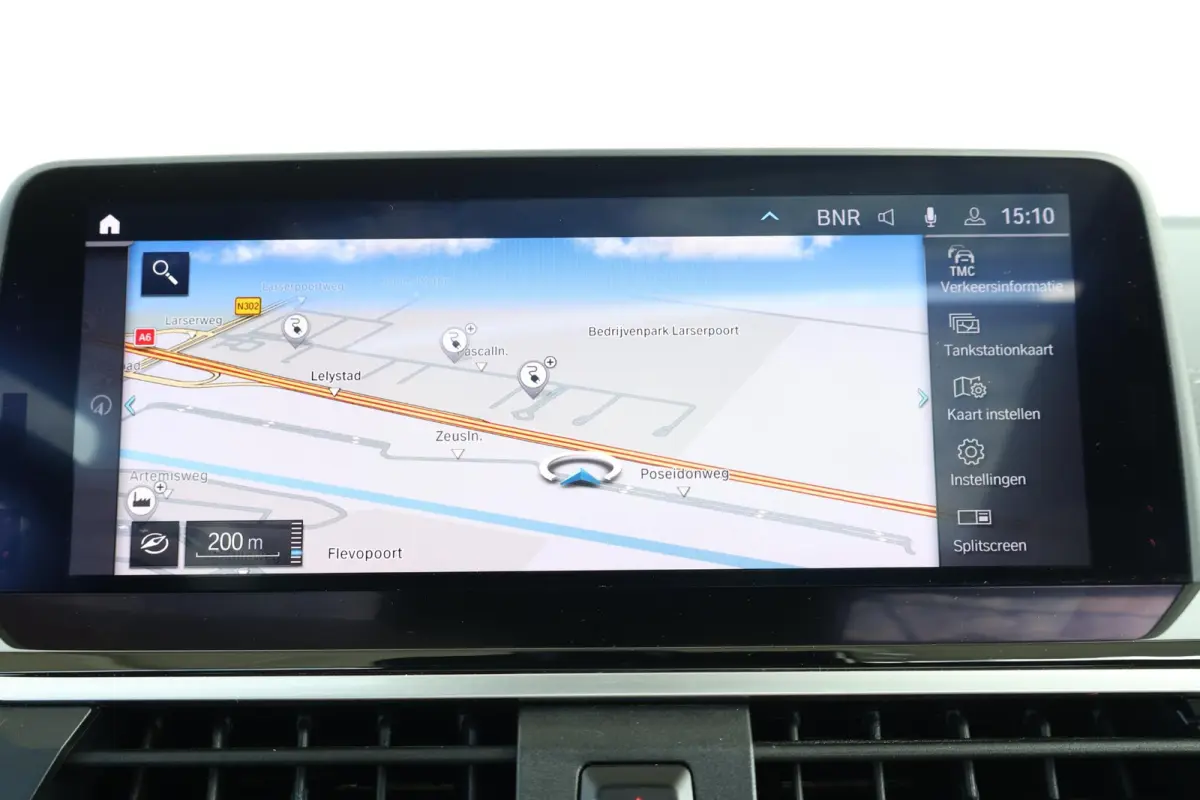 xDrive30e High Executive | Panorama Dak | Stuur & Stoelverwarming Voor en Achter | Parking Assistant Plus | Driving Assistant Plus | Harman Kardon | Elektr. Stoelen |