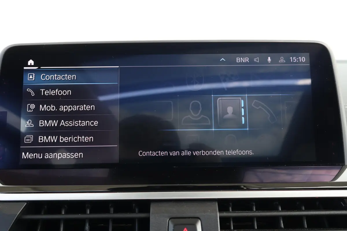 xDrive30e High Executive | Panorama Dak | Stuur & Stoelverwarming Voor en Achter | Parking Assistant Plus | Driving Assistant Plus | Harman Kardon | Elektr. Stoelen |