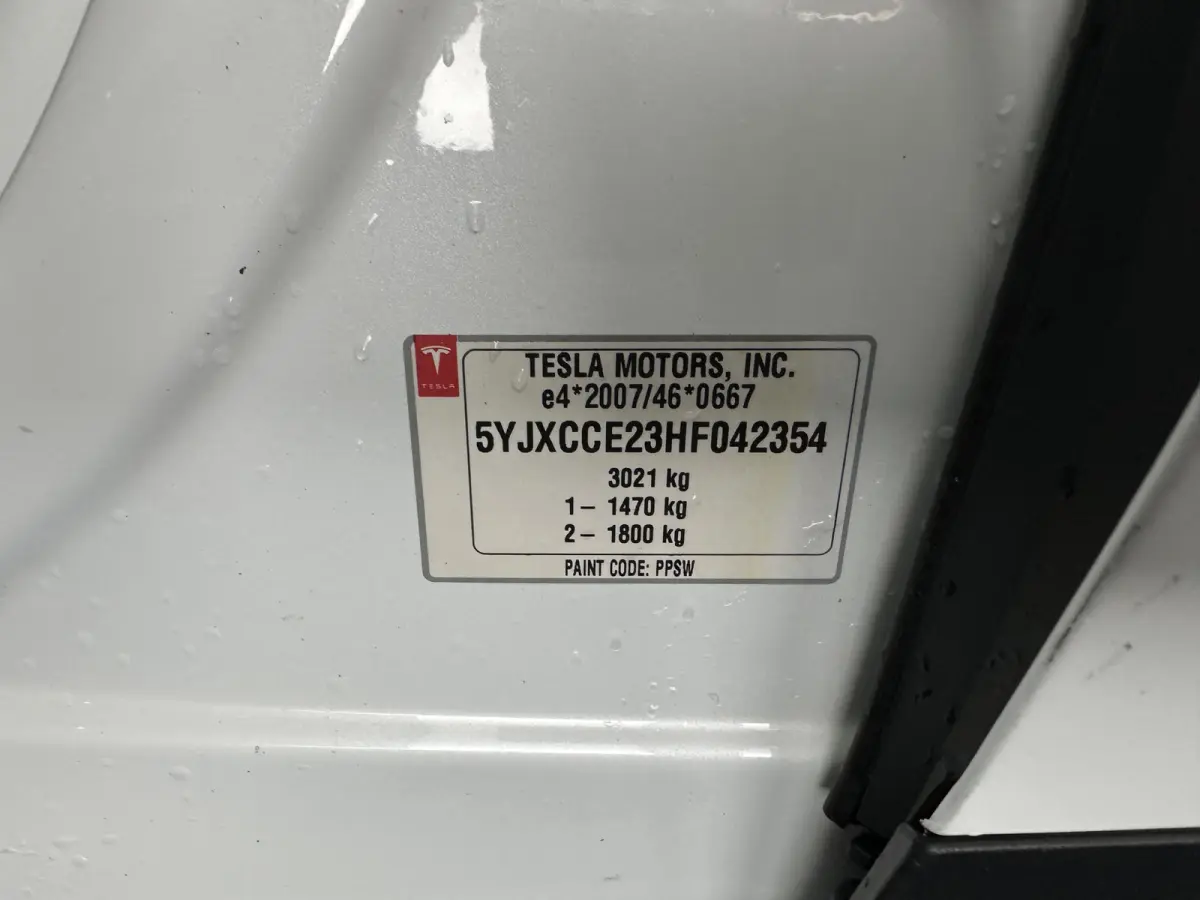 90D Base [3-Fase-17kW] {SoH-87%} (INCL-BTW) Aut. *PANO-WINDOW | AUTOPILOT | LEATHER | NAVI-FULLMAP | FULL-LED | AIRSUSPENSION | DIGI-COCKPIT | CCS-FASTLOADER | KEYLESS | DAB+ | HEATED-SPORTS