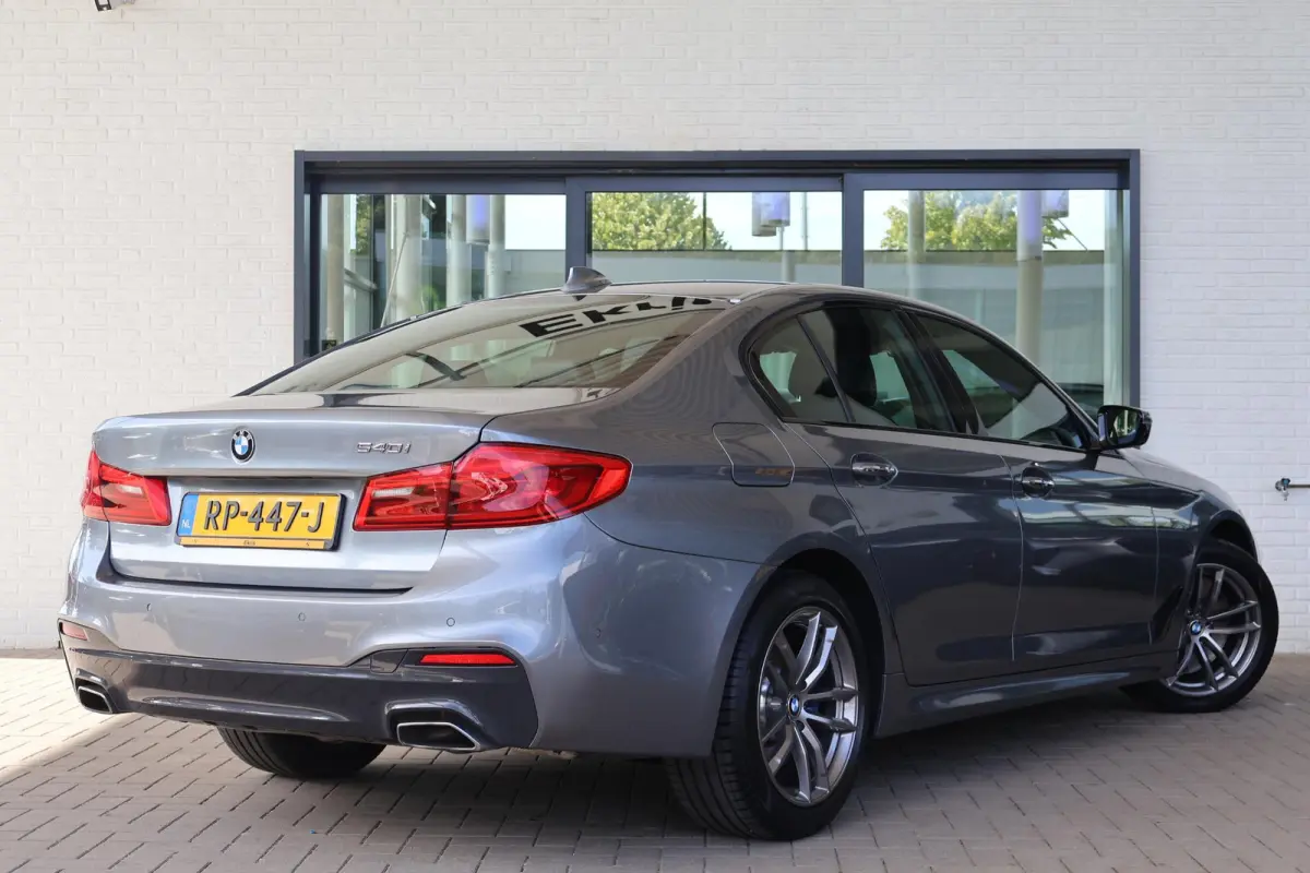 540i High Executive | M Sport | Voorstoelen Verwarmd | Comfortstoelen | BOVAG