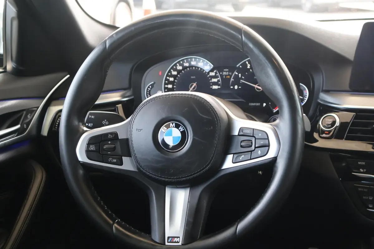 540i High Executive | M Sport | Voorstoelen Verwarmd | Comfortstoelen | BOVAG