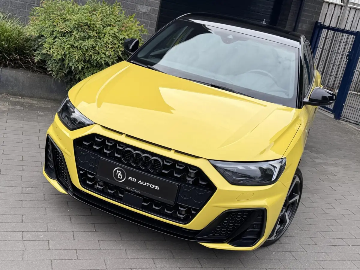 30 TFSI S Line edition one Carplay Navi Led Stoelverwarming