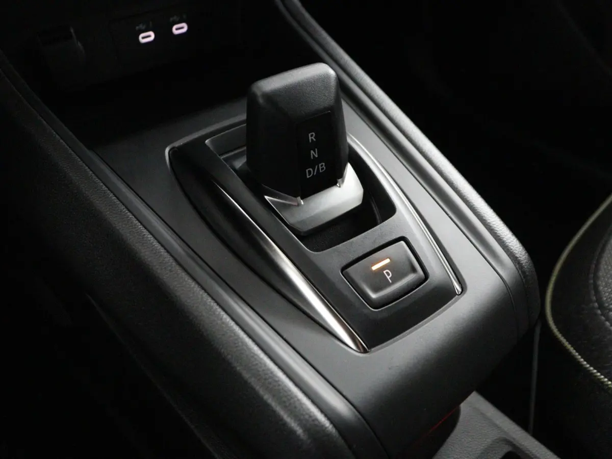 techno full hybrid E-Tech 160 | Google Navigatie | Parkeercamera | Climate Control |