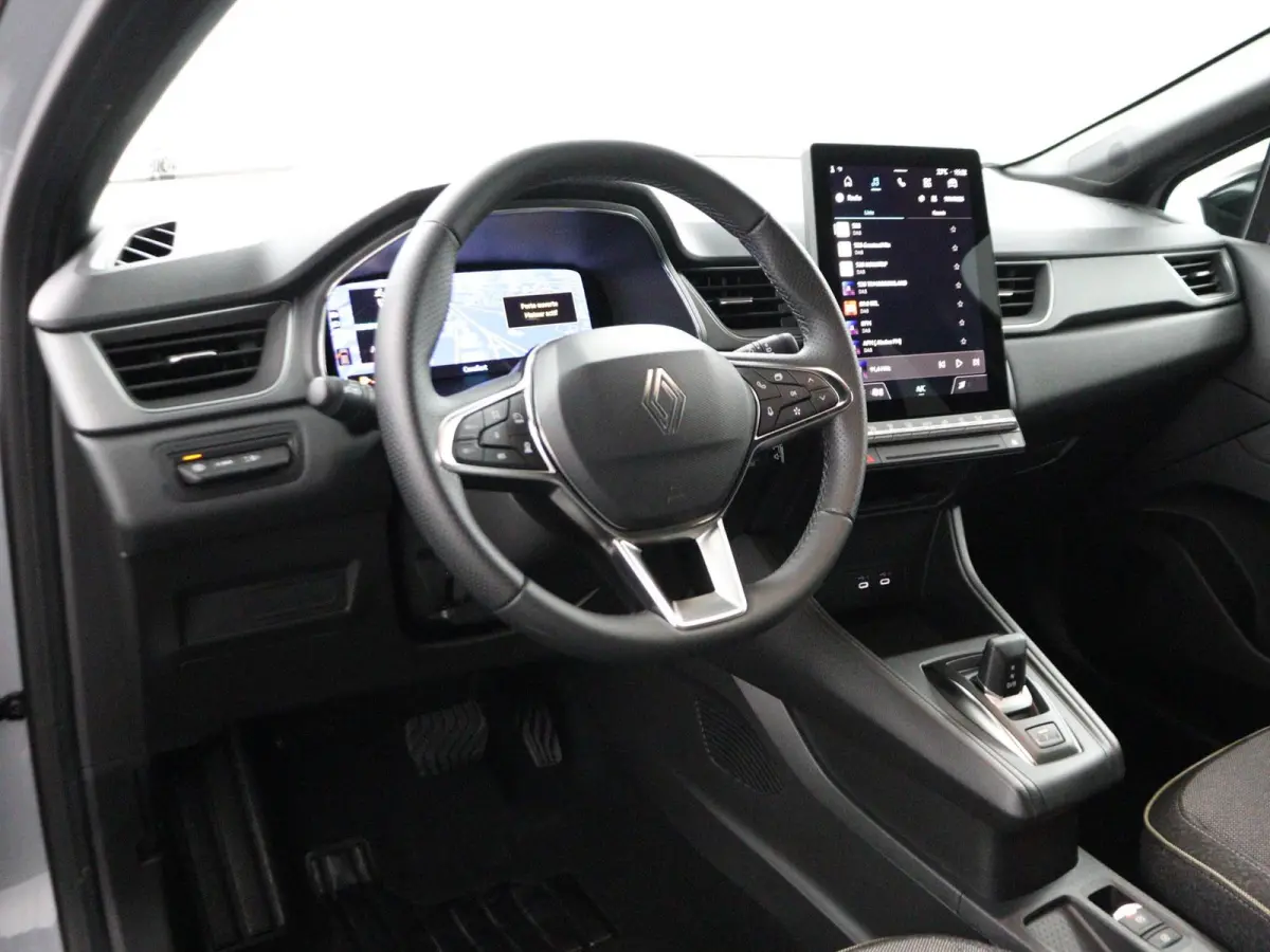 techno full hybrid E-Tech 160 | Google Navigatie | Parkeercamera | Climate Control |