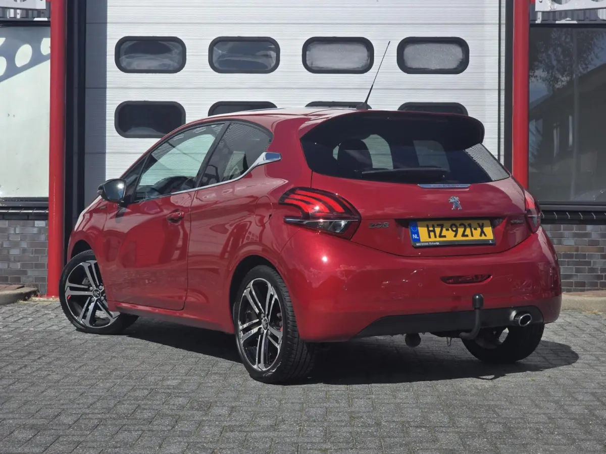1.2 PureTech GT-line Clima/Navi/Cruise/17" LMV
