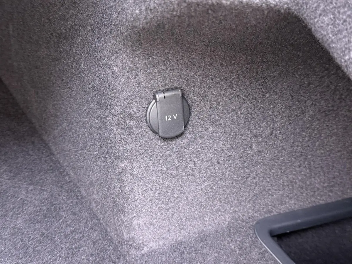 Turbo 93 kWh SOH 91% | SPORT CHRONO | HEAD-UP | CARBON PAKKET | ALCANTARA STOELEN + HEMEL | DUAL SCHERM | PSCB KERAMISCH GECOATE REMMEN | BURMESTER PREMIUM AUDIO | STOELVERWARMING + STUURWIE