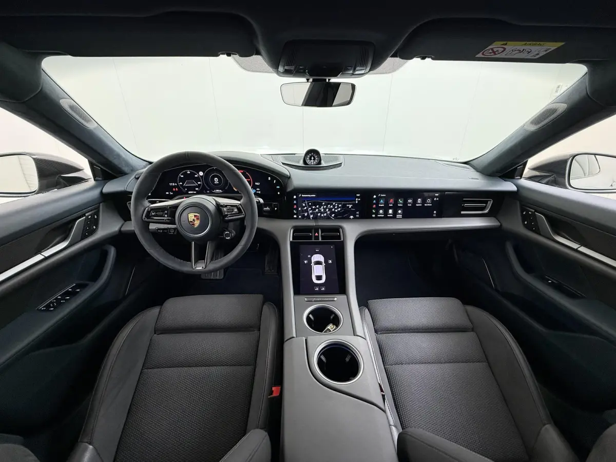 Turbo 93 kWh SOH 91% | SPORT CHRONO | HEAD-UP | CARBON PAKKET | ALCANTARA STOELEN + HEMEL | DUAL SCHERM | PSCB KERAMISCH GECOATE REMMEN | BURMESTER PREMIUM AUDIO | STOELVERWARMING + STUURWIE
