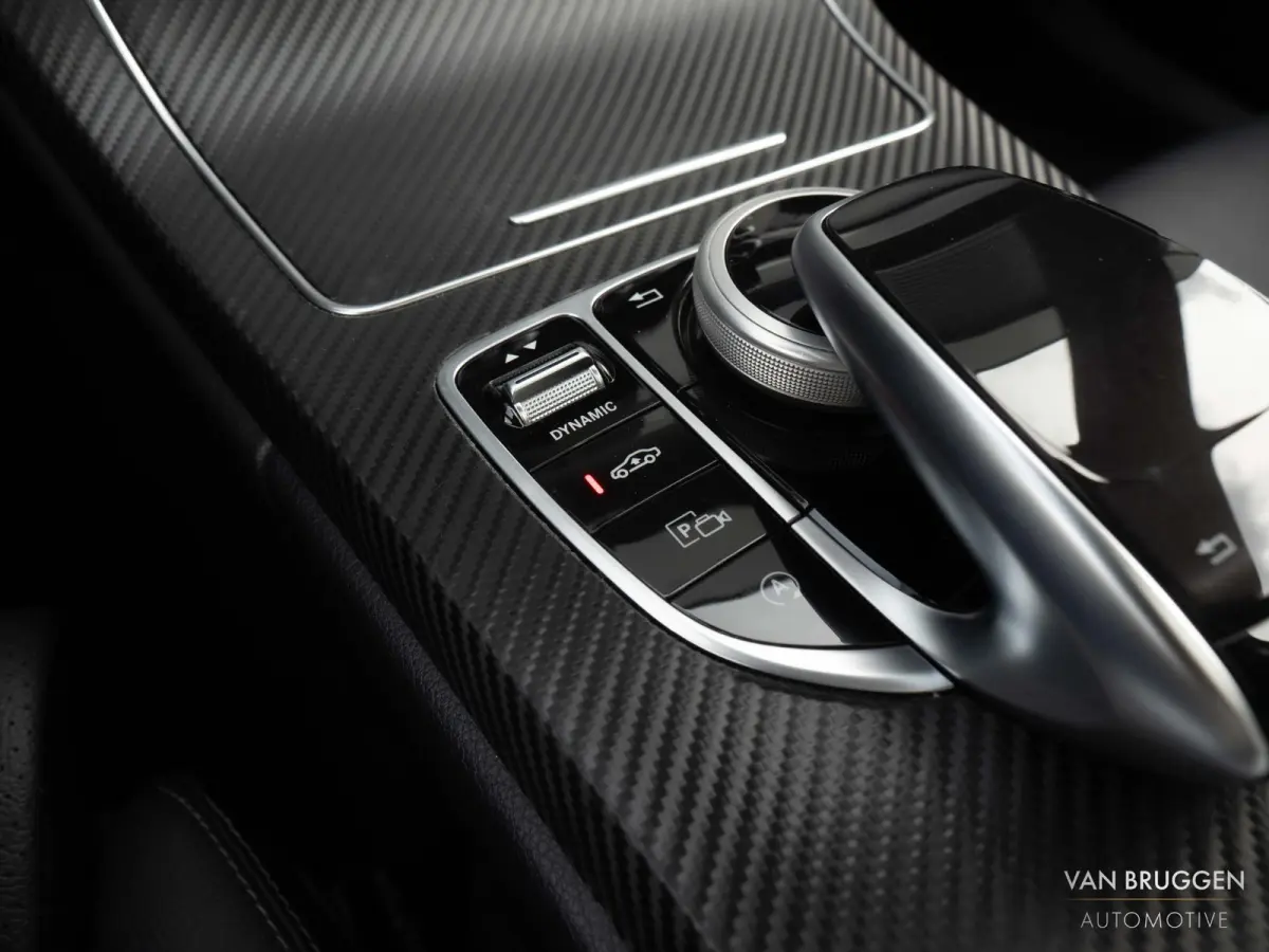 300 AMG Premium Plus Pano Burmester Memory Luchtvering