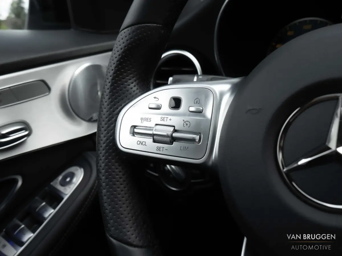 300 AMG Premium Plus Pano Burmester Memory Luchtvering