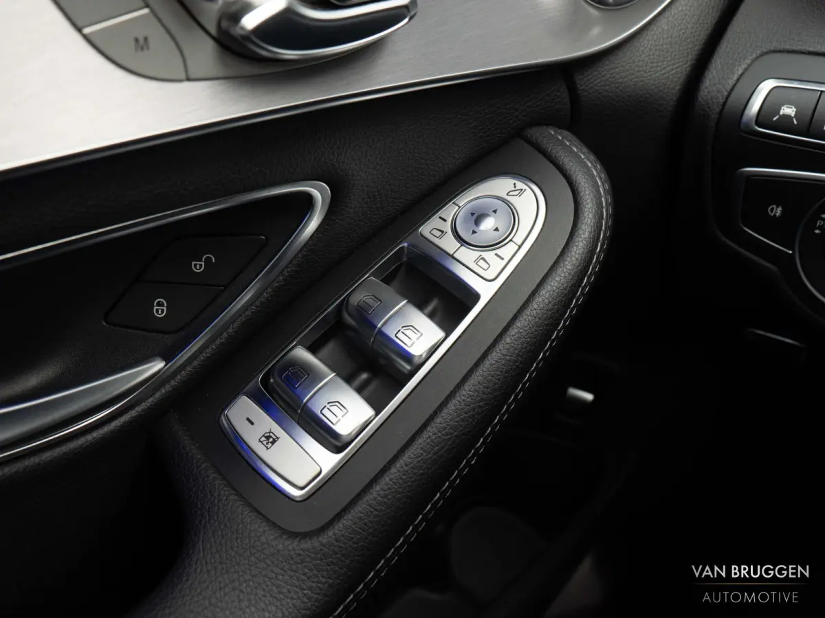 300 AMG Premium Plus Pano Burmester Memory Luchtvering