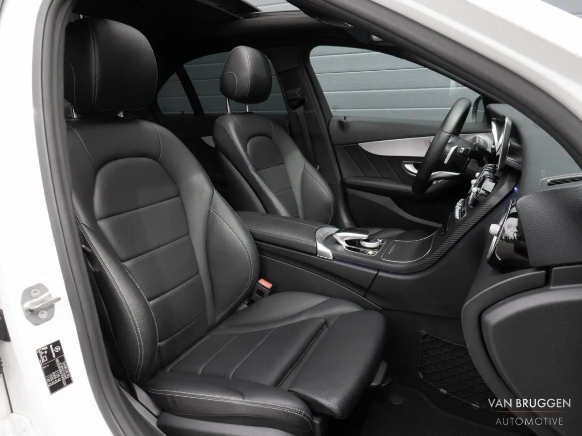 300 AMG Premium Plus Pano Burmester Memory Luchtvering